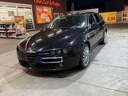Schwarz Gebraucht 2008 Alfa Romeo 159 Kombi | 2.300 € (Guter Preis)