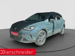 Blau Neu 2025 Seat Arona Style SUV | 34.480 €