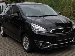 Schwarz Gebraucht 2017 Mitsubishi Space Star Top Kleinwagen | 8.850 € (Fairer Preis)