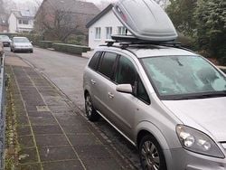 Silber Gebraucht 2007 Opel Zafira Van / Kleinbus | 1.300 € (Guter Preis)