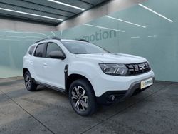Weiß Gebraucht 2024 Dacia Duster Journey SUV | 23.563 € (Fairer Preis)