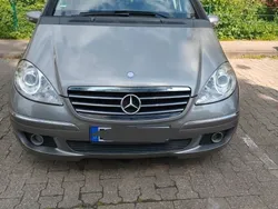 Grau Gebraucht 2006 Mercedes A200 Avantgarde Van / Kleinbus | 4.800 € (Fairer Preis)
