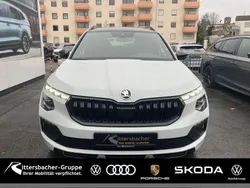 Weiß Neu 2025 Skoda Kamiq Monte Carlo SUV | 29.980 € (Etwas zu teuer)