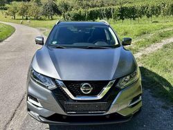 Grau Gebraucht 2019 Nissan Qashqai N-Connecta SUV | 14.900 € (Guter Preis)
