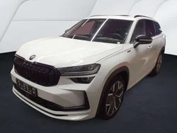 Moon weiss perleffekt Gebraucht 2025 Skoda Kodiaq SportLine SUV | 50.440 € (Fairer Preis)