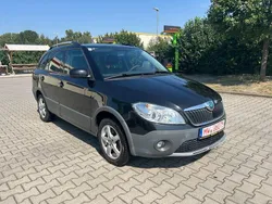 Schwarz Gebraucht 2012 Skoda Fabia Kombi | 3.990 € (Guter Preis)