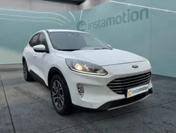 Weiß Gebraucht 2021 Ford Kuga SUV | 19.517 € (Superpreis)
