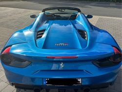Blau Gebraucht 2018 Ferrari 488 Cabrio | 255.000 € (Etwas zu teuer)