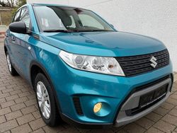 Blau Gebraucht 2018 Suzuki Vitara Comfort SUV | 8.990 € (Fairer Preis)
