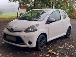 Weiß Gebraucht 2012 Toyota 4 Runner SUV | 2.800 €