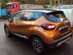 Schwarz Gebraucht 2017 Renault Captur Intens SUV | 11.900 € (Fairer Preis)