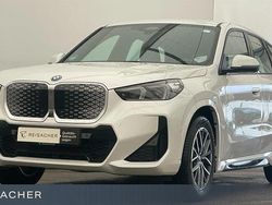 Weiß Gebraucht 2024 BMW iX1 M Sport SUV | 43.880 € (Fairer Preis)