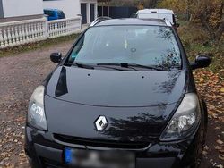 Schwarz Gebraucht 2011 Renault Clio GrandTour Dynamique Kombi | 1.800 € (Fairer Preis)