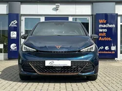 Aurorablau Gebraucht 2022 Cupra Born Kleinwagen | 24.650 € (Fairer Preis)