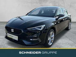Midnight schwarz Gebraucht 2025 Seat Leon FR Limousine | 33.990 € (Etwas zu teuer)