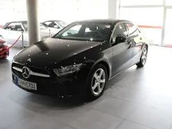 Nachtschwarz Gebraucht 2020 Mercedes A180 Business Limousine | 19.990 € (Fairer Preis)
