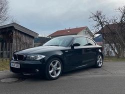 Schwarz Gebraucht 2008 BMW 123 Coupé Coupé | 8.950 €