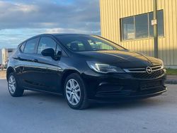 Schwarz Gebraucht 2017 Opel Astra Business Limousine | 7.450 € (Guter Preis)
