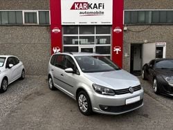 Silber Gebraucht 2012 VW Touran Trendline Van / Kleinbus | 4.990 € (Fairer Preis)