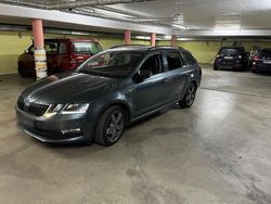 Grau Gebraucht 2019 Skoda Octavia Kombi | 14.900 € (Fairer Preis)