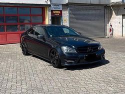 Schwarz Gebraucht 2011 Mercedes C350 AMG Coupé | 12.750 € (Etwas zu teuer)