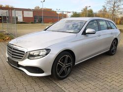 Silber Gebraucht 2019 Mercedes E220 Kombi | 14.790 € (Superpreis)