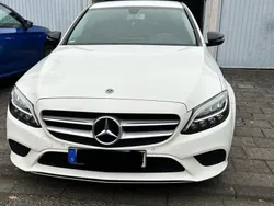 Weiß Gebraucht 2019 Mercedes C180 Avantgarde Limousine | 20.900 € (Guter Preis)