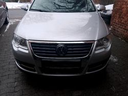Grau Gebraucht 2006 VW Passat Kombi | 3.300 € (Etwas zu teuer)