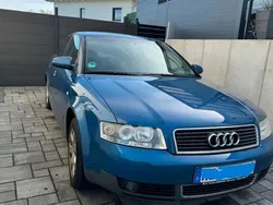 Blau Gebraucht 2003 Audi A4 Limousine | 2.350 € (Fairer Preis)