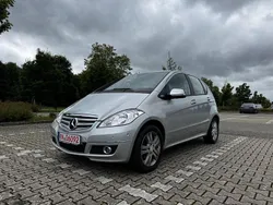 Silber Gebraucht 2009 Mercedes A180 Limousine | 7.550 € (Teuer)