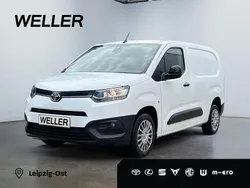 Weiss Gebraucht 2022 Toyota Proace City Van | 19.490 € (Etwas zu teuer)