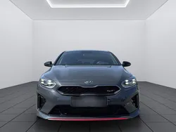Metallic Gebraucht 2020 Kia ProCeed GT Kleinwagen | 26.250 € (Fairer Preis)