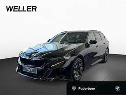 Black sapphire (schwarz) Neu 2025 BMW 520 Comfort Edition Kombi | 74.480 €