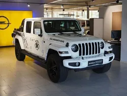Weiß Gebraucht 2020 Jeep Gladiator Overland SUV | 40.890 € (Etwas zu teuer)