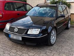Schwarz Gebraucht 2004 VW Bora GT Kombi | 6.800 €