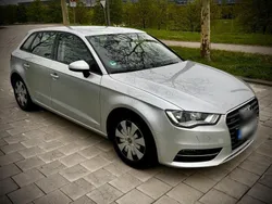 Silber Gebraucht 2013 Audi A3 Sportback Limousine | 14.499 € (Fairer Preis)