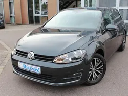 Grau Gebraucht 2016 VW Golf VII Allstar Limousine | 12.500 € (Fairer Preis)