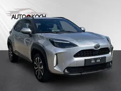 Silber Neu 2024 Toyota Yaris Cross SUV | 25.990 €