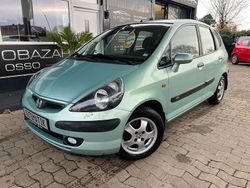 Grün Gebraucht 2002 Honda Jazz LS Kleinwagen | 4.195 € (Etwas zu teuer)