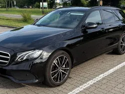Schwarz Gebraucht 2019 Mercedes E300 Kombi | 21.000 € (Superpreis)