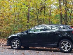 Schwarz Gebraucht 2017 Volvo V40 CC Kombi | 14.500 € (Fairer Preis)