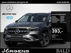 Mountain grey metallic Gebraucht 2024 Mercedes GLA200 Progressive SUV | 40.290 € (Fairer Preis)