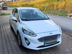 Weiß Gebraucht 2018 Ford Fiesta Cool & Connect Kleinwagen | 8.299 € (Guter Preis)