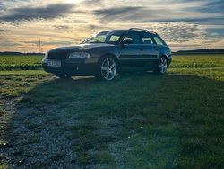 Schwarz Gebraucht 1999 Audi A4 Kombi | 3.400 € (Teuer)