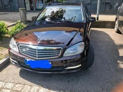 Braun Gebraucht 2010 Mercedes 200 Kombi | 4.999 €