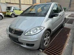 Grau Gebraucht 2006 Mercedes A150 Kleinwagen | 3.000 € (Fairer Preis)