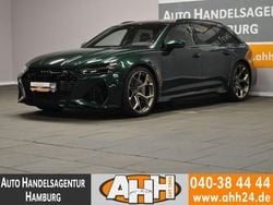 Grün Gebraucht 2024 Audi RS6 Performance Limousine | 144.990 € (Etwas zu teuer)