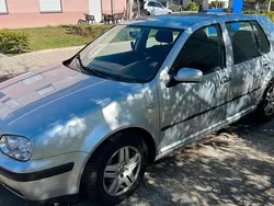 Grau Gebraucht 2001 VW Golf IV Kleinwagen | 999 € (Guter Preis)