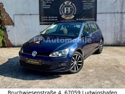 Blau Gebraucht 2012 VW Golf VII Highline Limousine | 10.599 € (Fairer Preis)