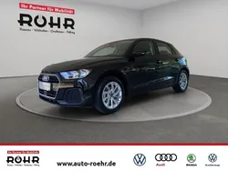 Mythosschwarz metallic Gebraucht 2024 Audi A1 Sportback Advanced Plus Kleinwagen | 21.380 € (Guter Preis)